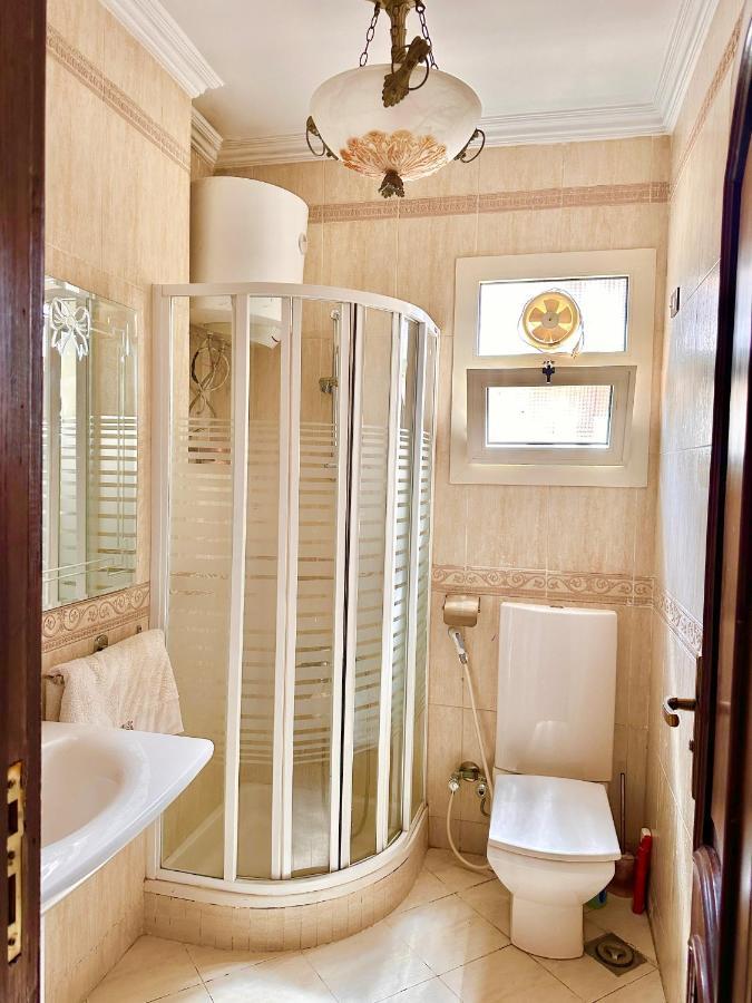 Apartment A Lovely Large Master Bedroom Maadi Degla Cairo